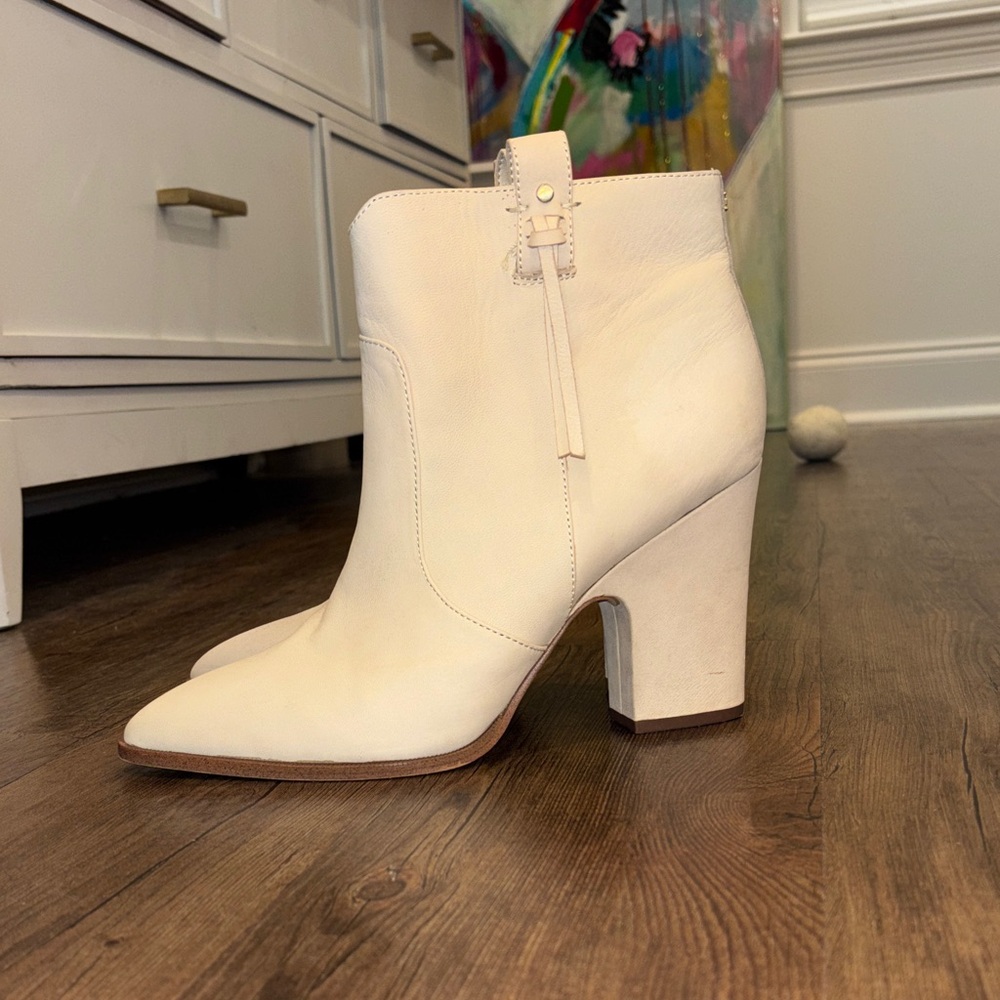 Sam Edelman Cream Heeled Boots